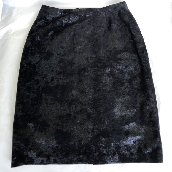 Dresses & Skirts - Skirt